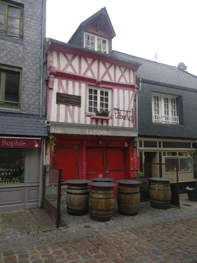 Studio Centre Historique Онфльор Екстериор снимка